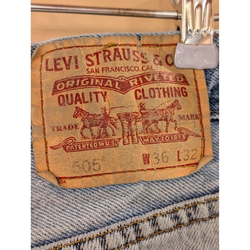 Levis classic comfort